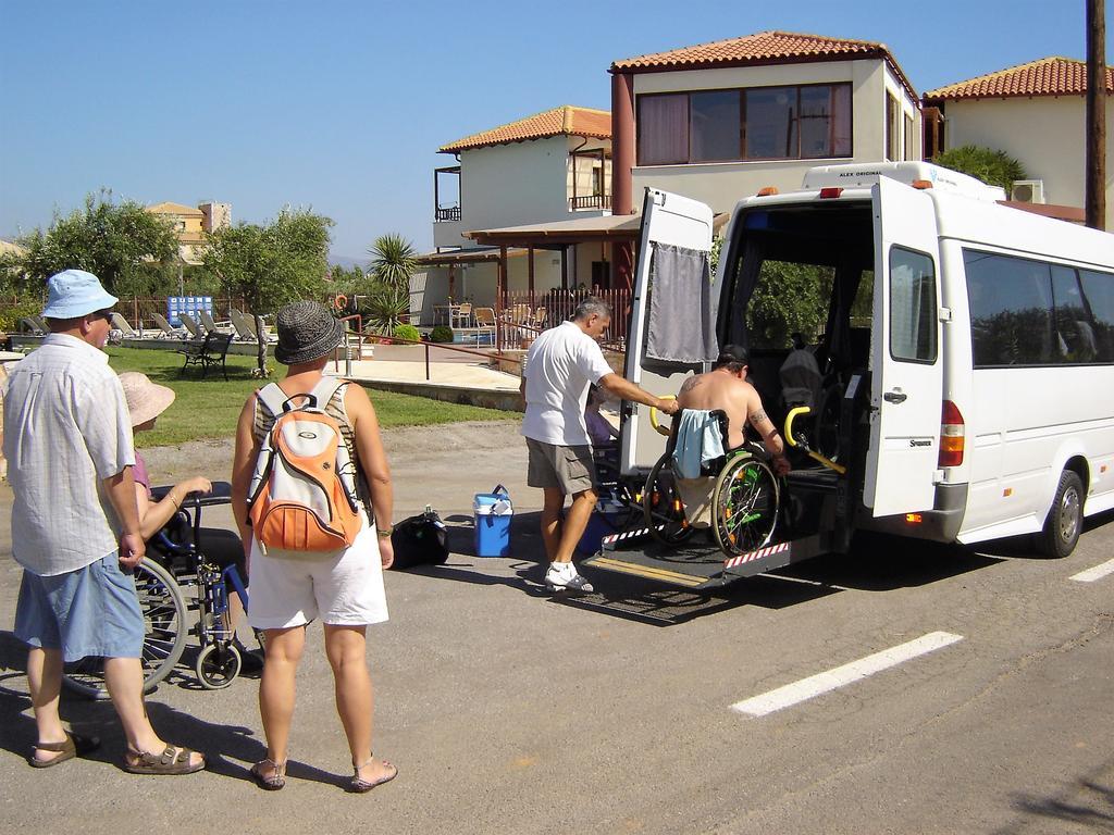 Eria Resort For People With Special Abilities Maleme  Bagian luar foto