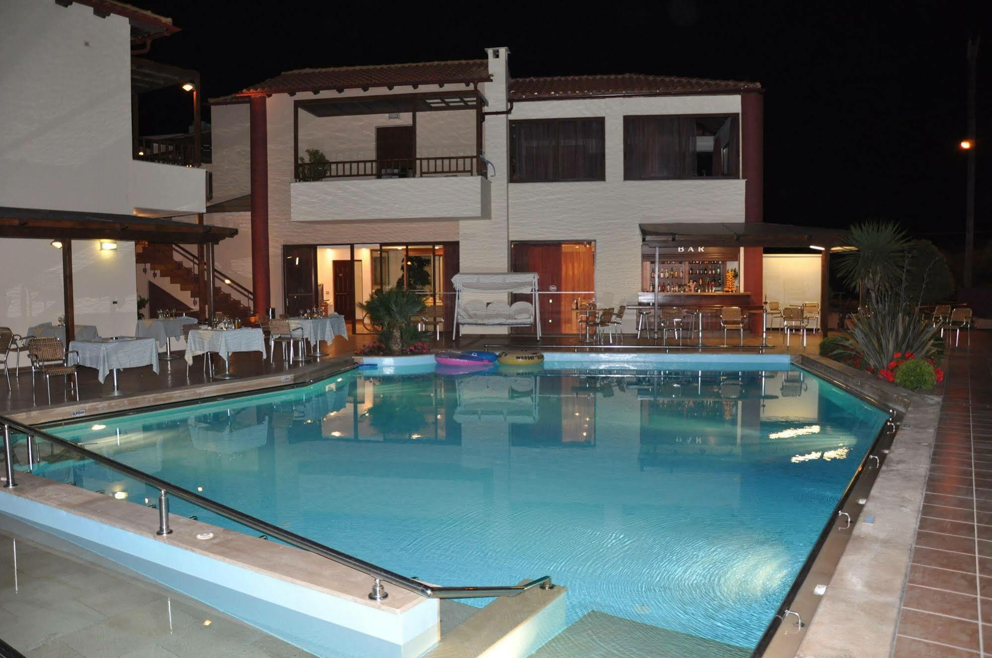 Eria Resort For People With Special Abilities Maleme  Bagian luar foto